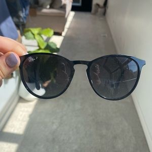 Polarized black ray bans